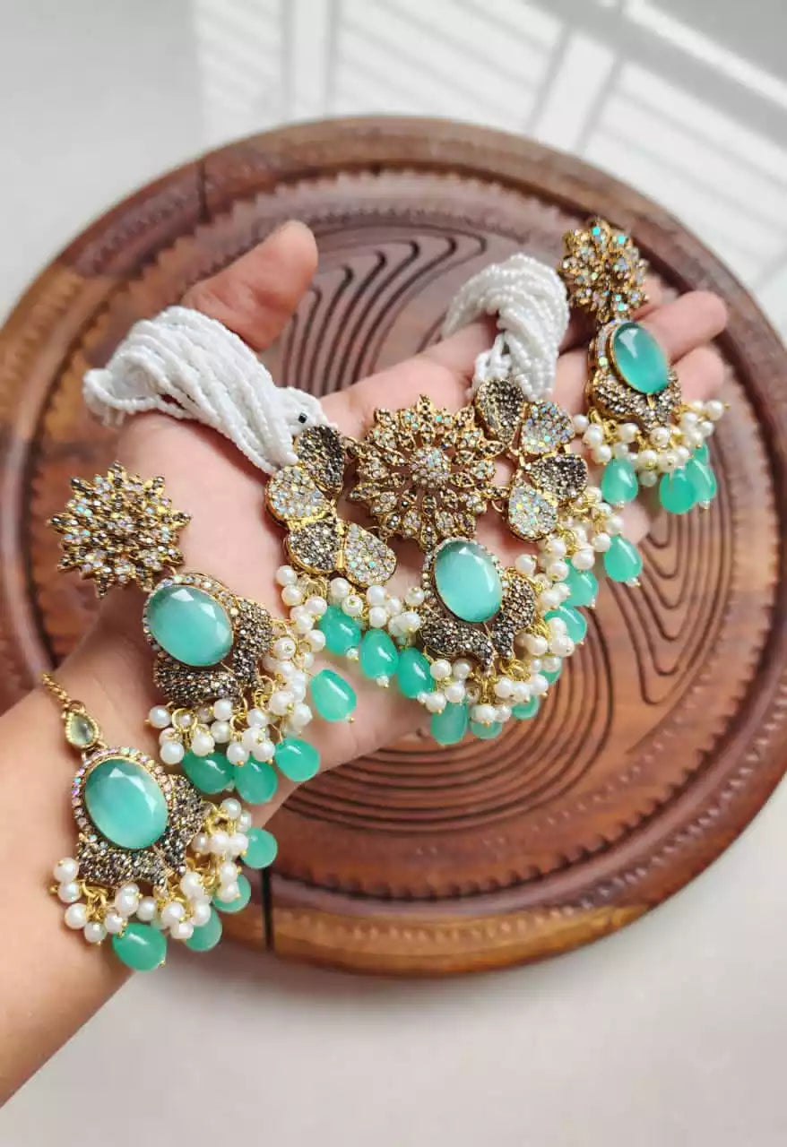 Doublet zircon choker set