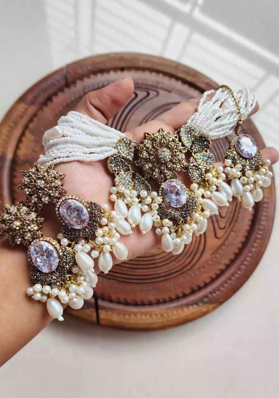 Doublet zircon choker set