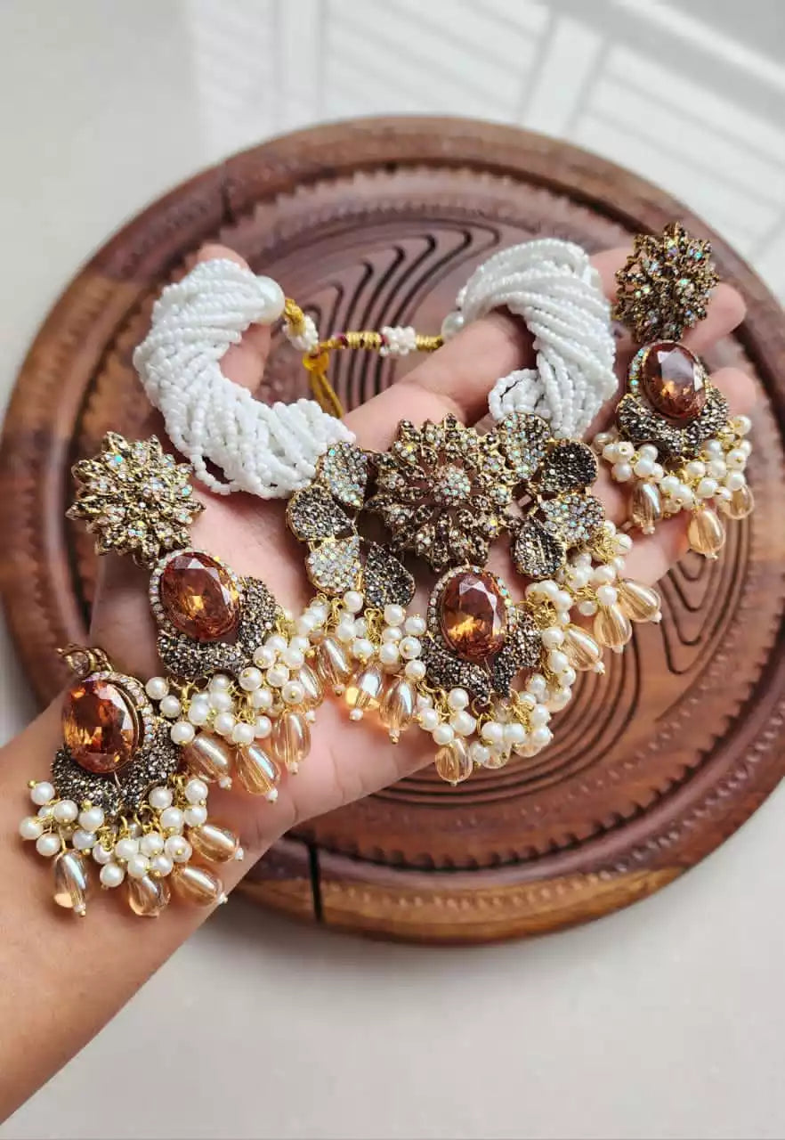 Doublet zircon choker set