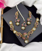 Mother of pearl necklace set
