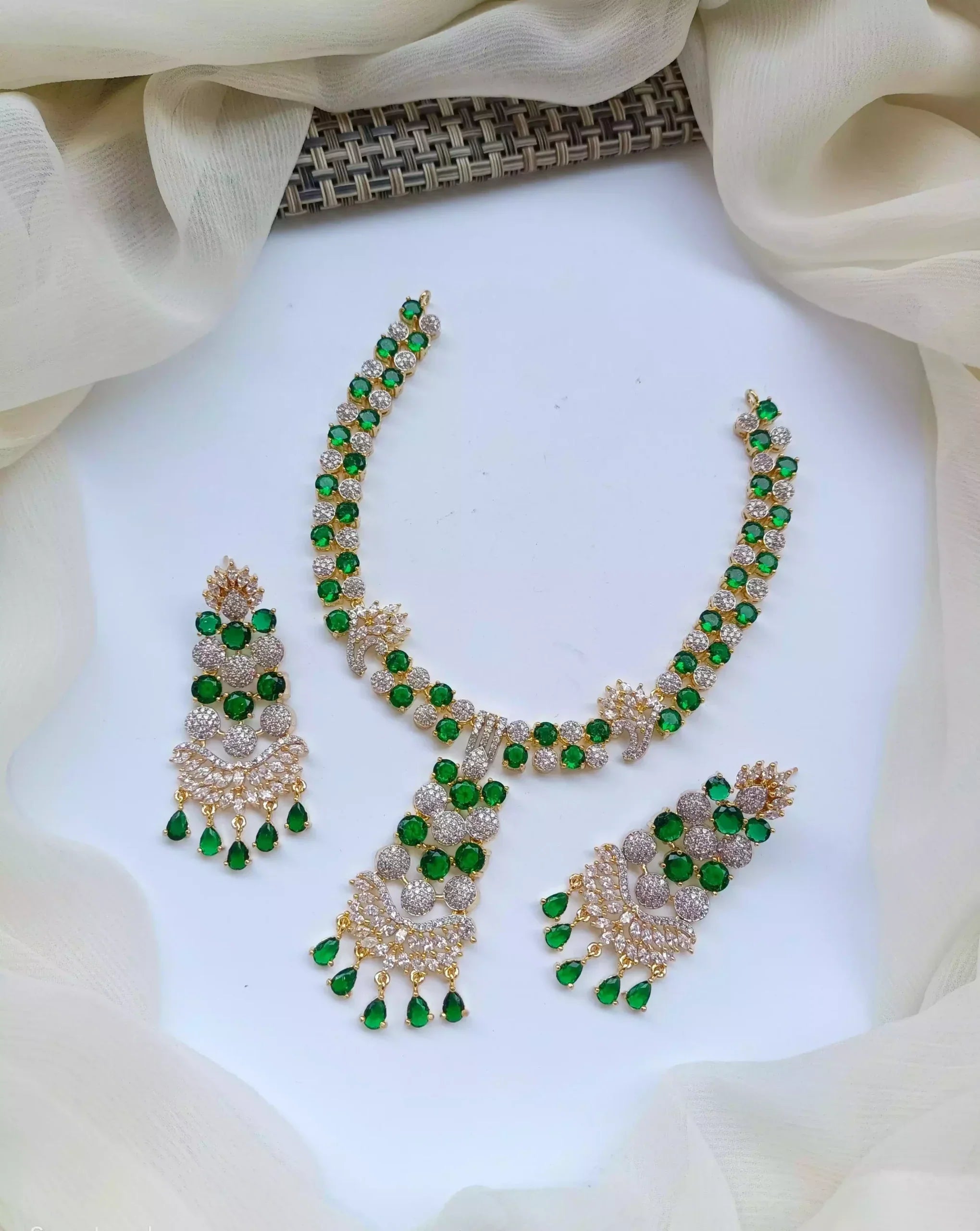 American diamond 1 carat set