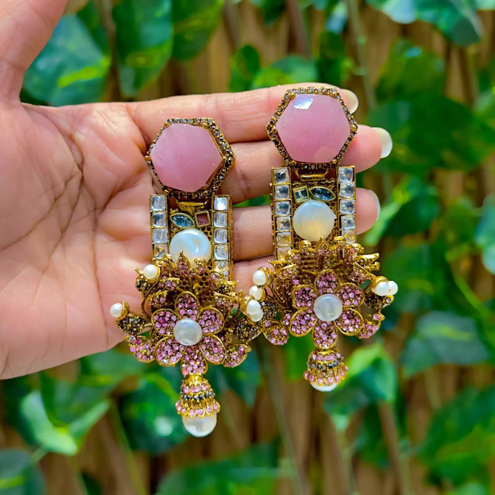 Long turkish earrings Main image