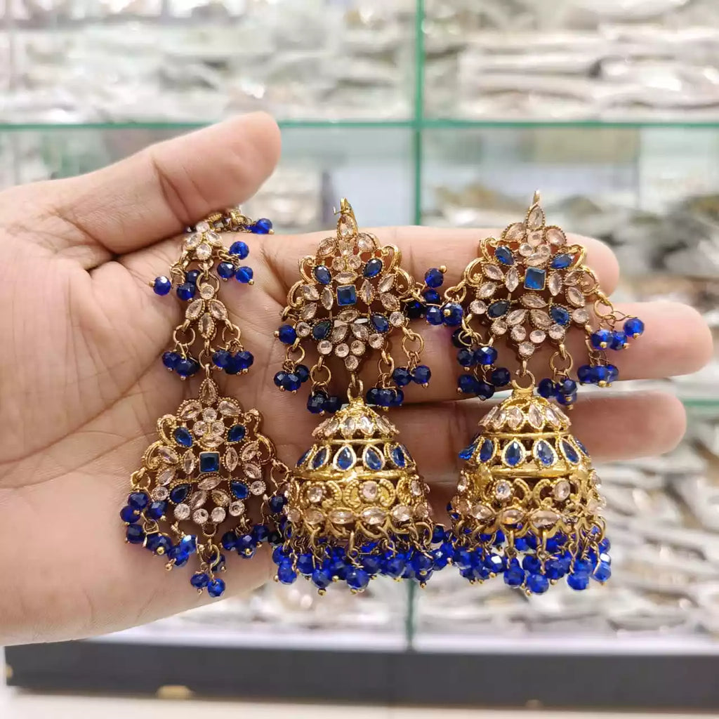 Zircon earrings with teeka