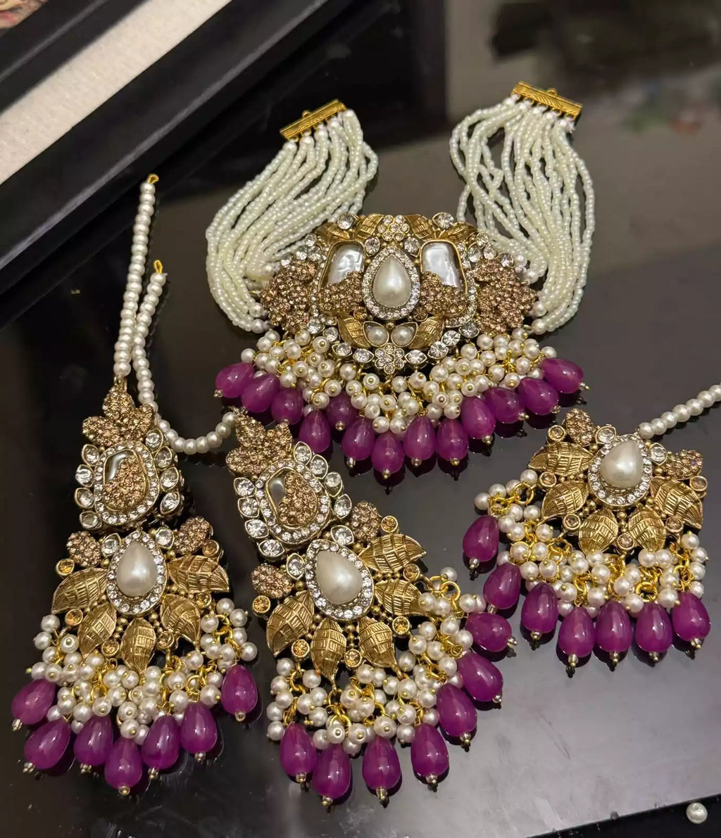 Handmade designer choker set