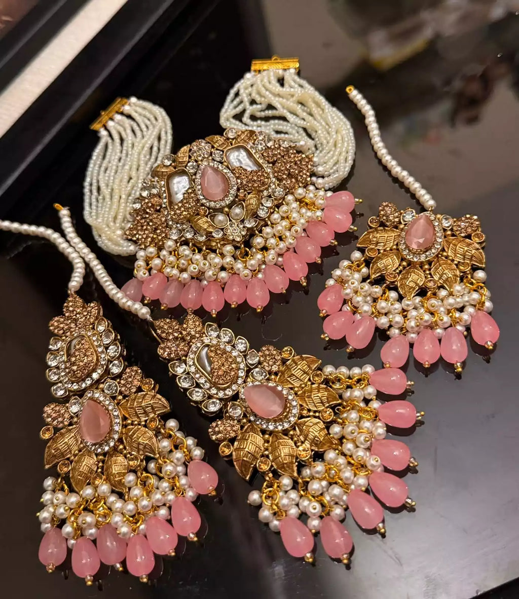 Handmade designer choker set