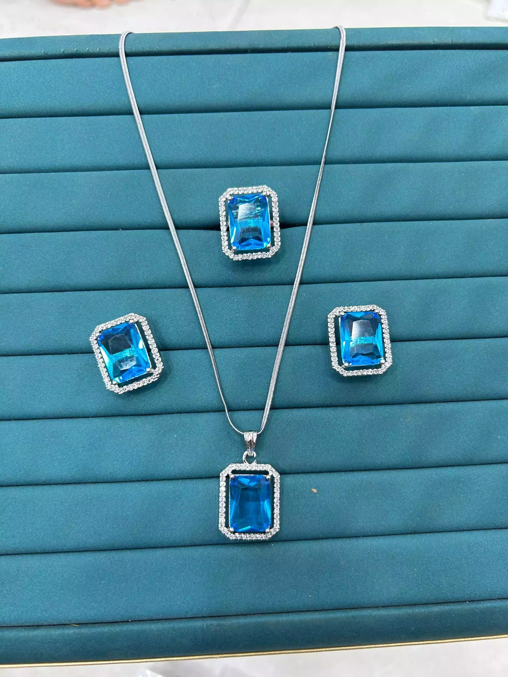 AD zircon set with ring