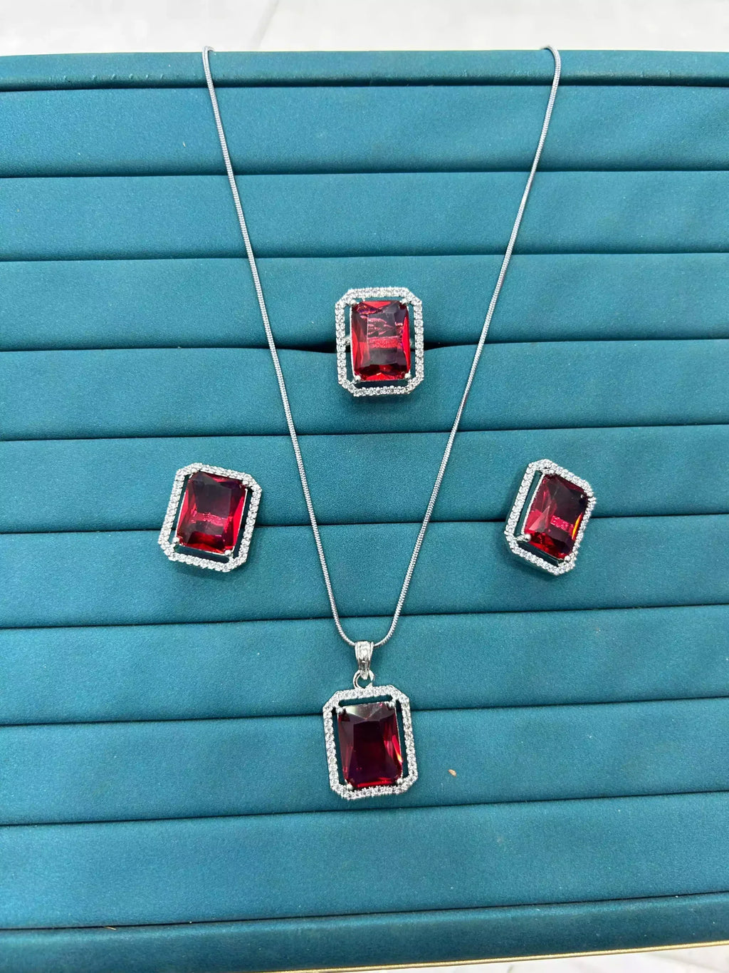 AD zircon set with ring