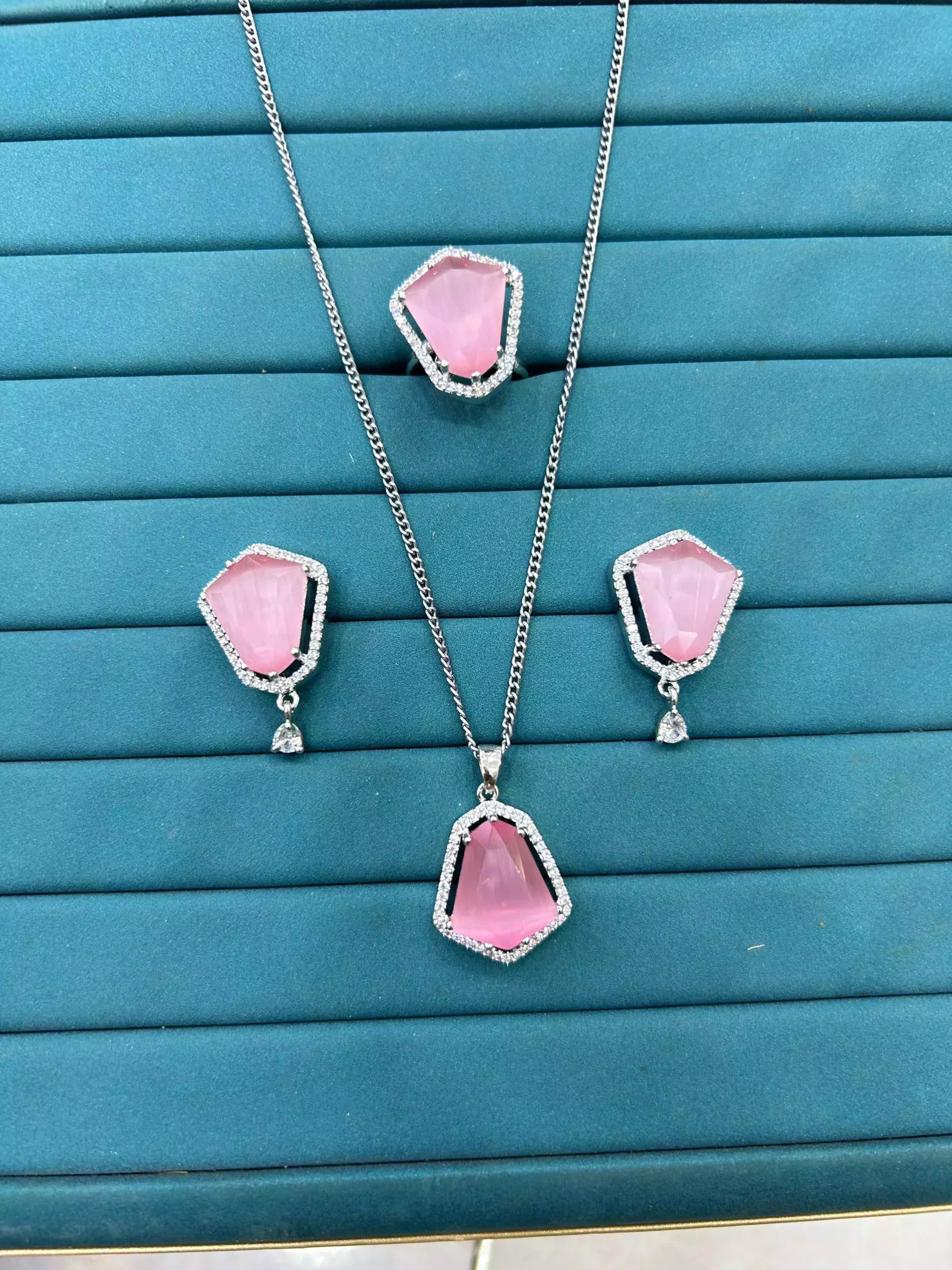 AD zircon set with ring