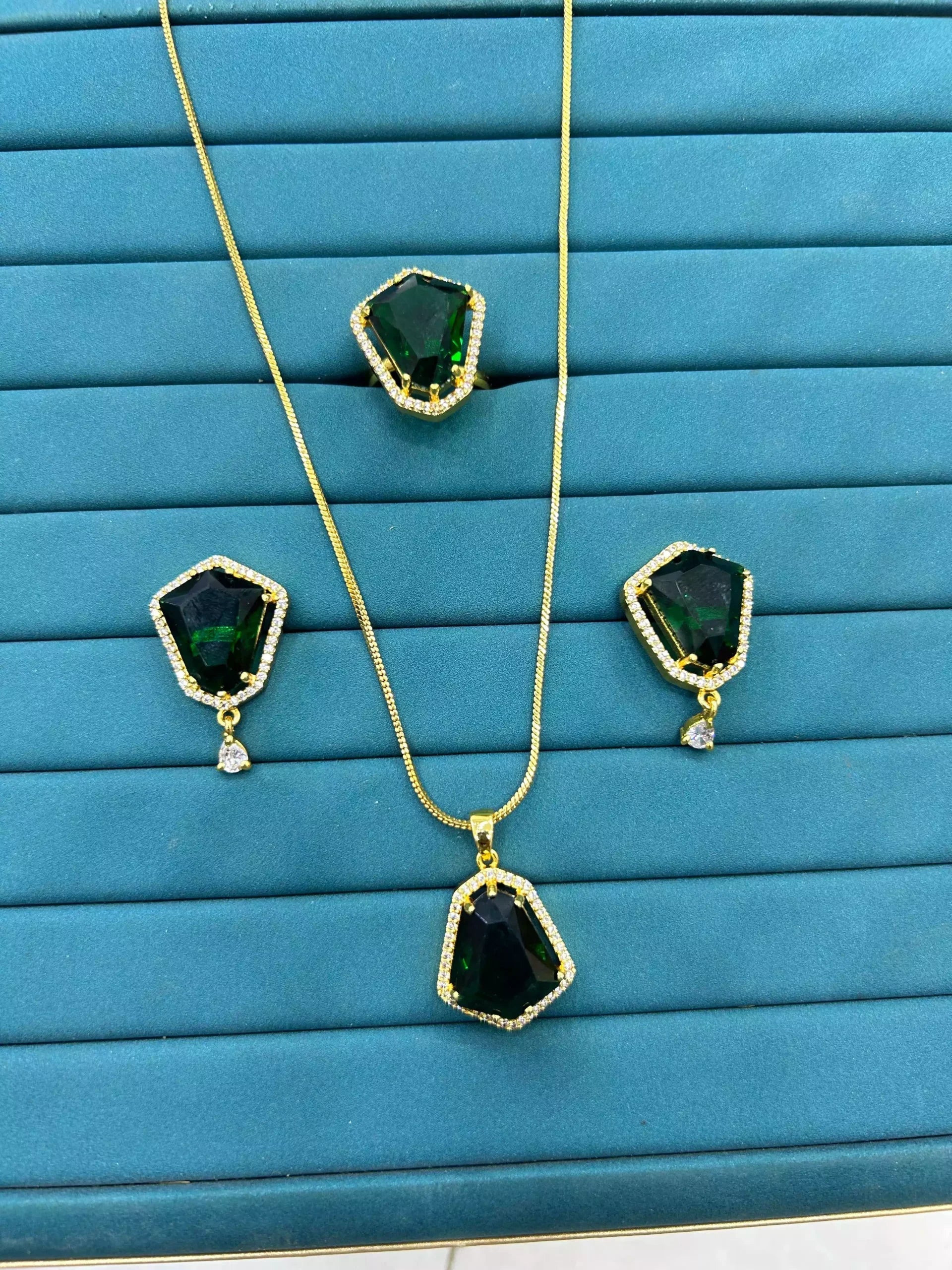 AD zircon set with ring