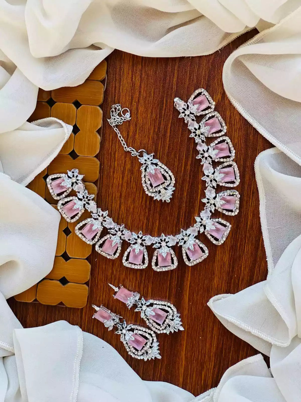 Zircon necklace set