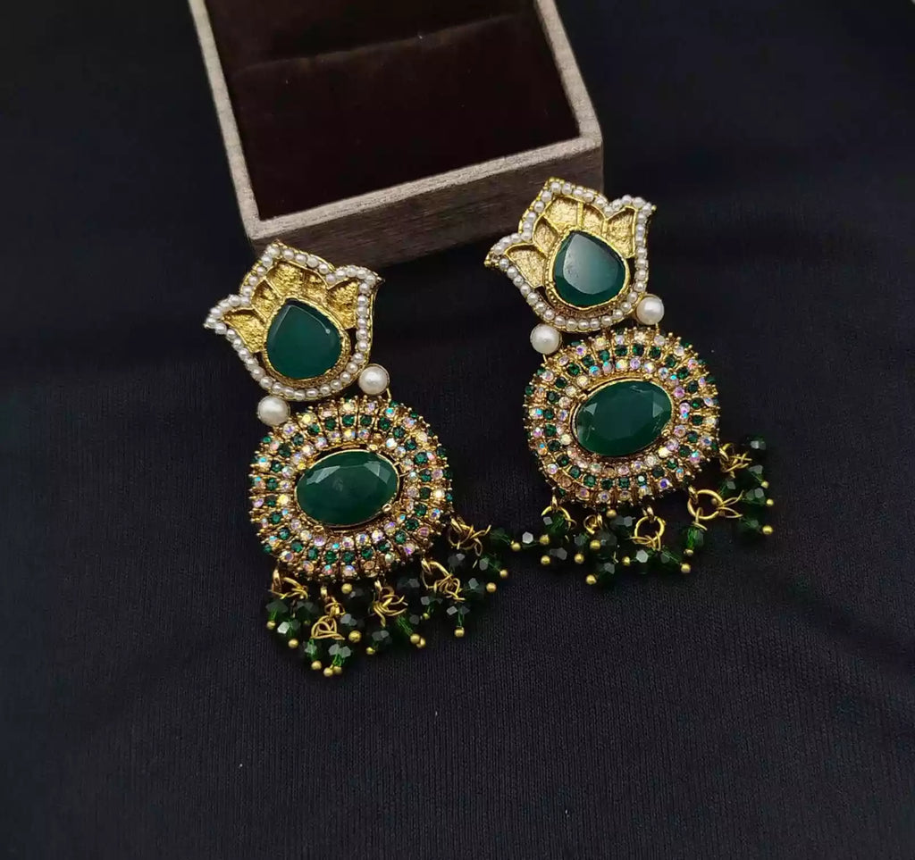 Zircon earrings