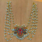 Zircon hair brooch