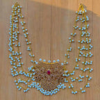 Zircon hair brooch