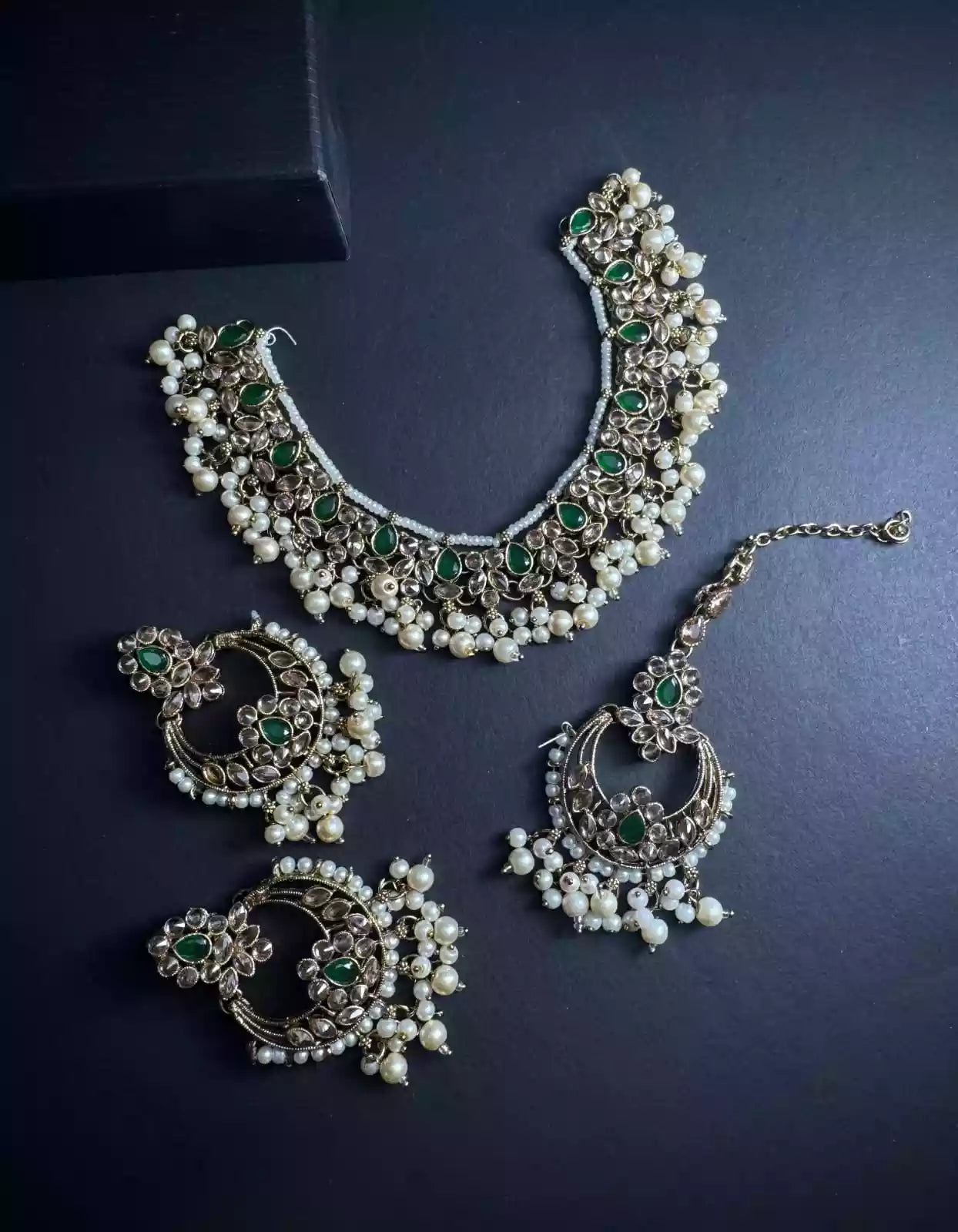 Reverse AD necklace set Secondary image