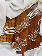 Noratan choker set