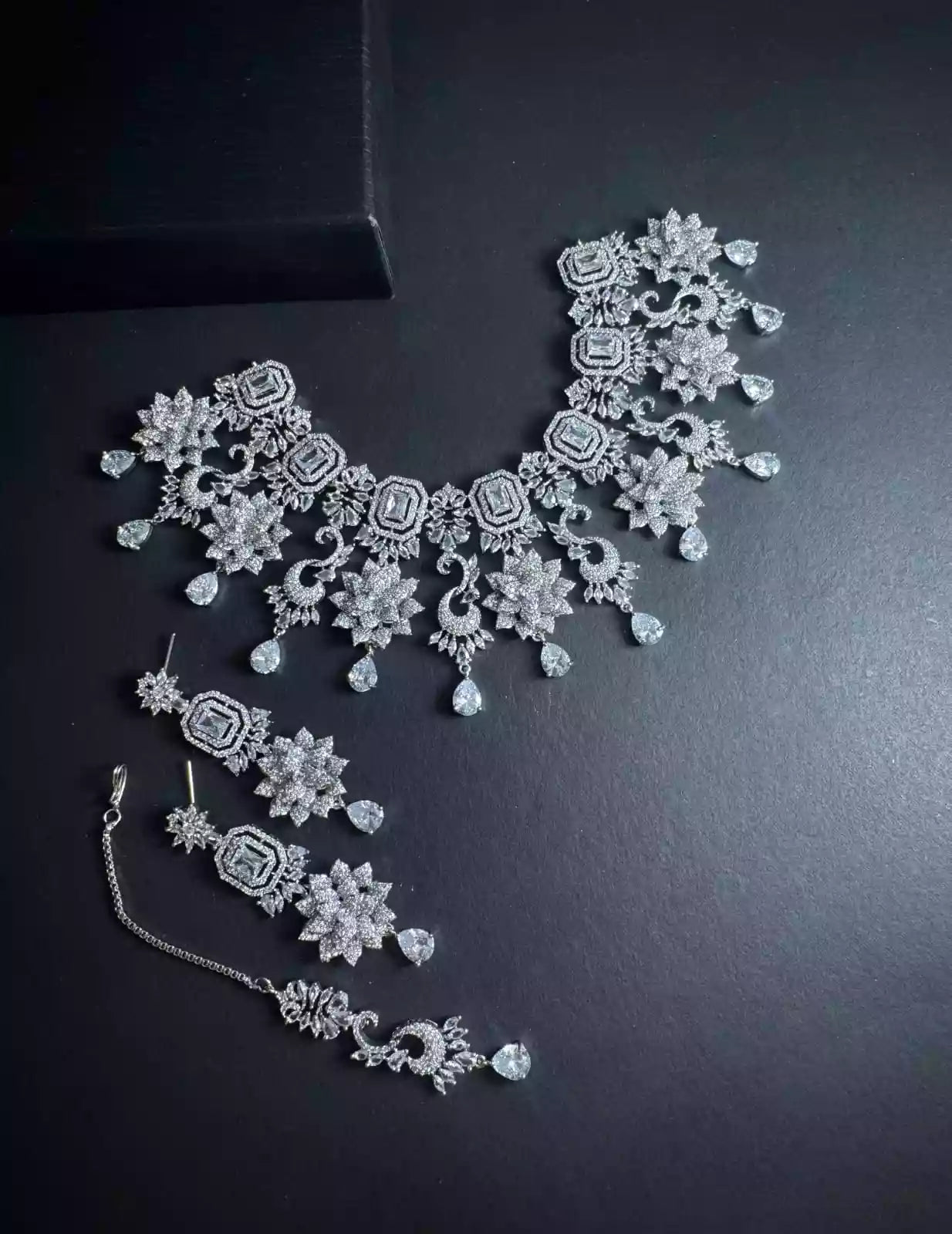 American diamond 1 carat set