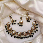 Mother pearl necklace set