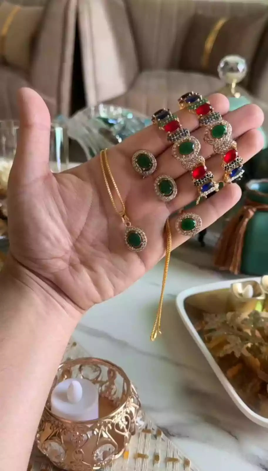 Zircon combo set with bangles