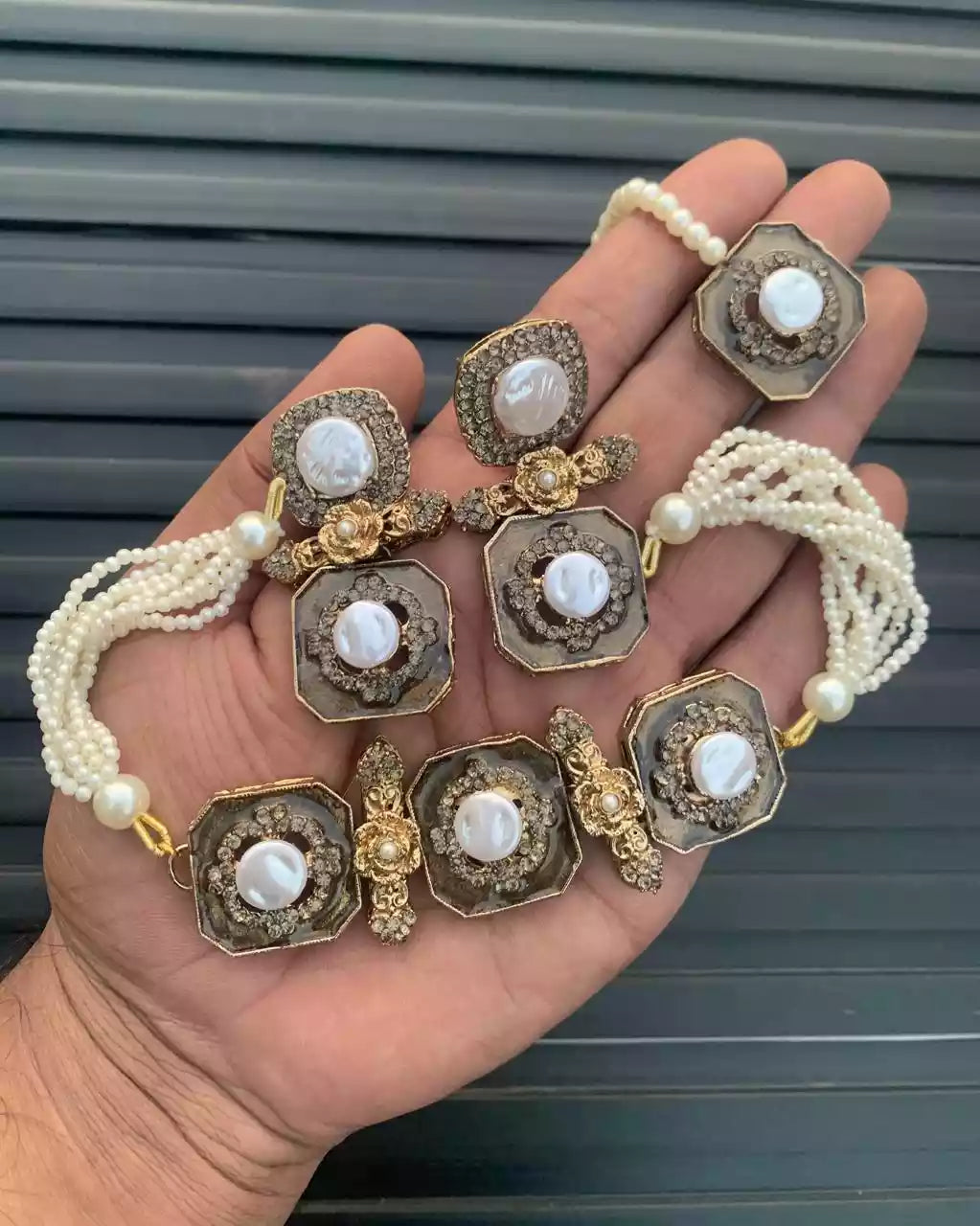 Turkish choker set