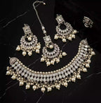 Kundan necklace set with teeka