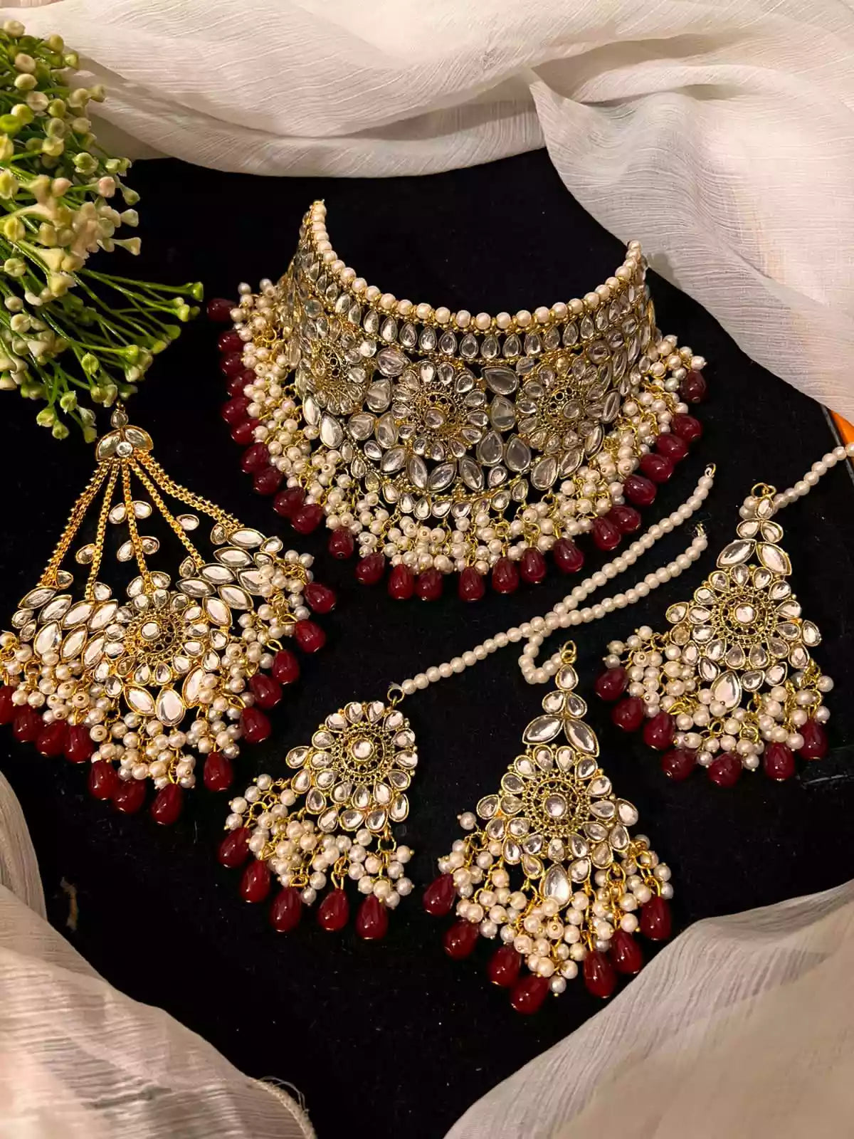 Kundan bridal set Secondary image