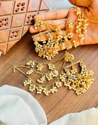 Zircon earrings with saharay