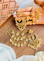 Zircon earrings with saharay