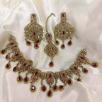 Zircon necklace set with teeka