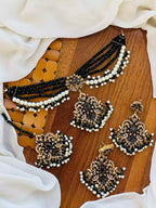 Pearl choker set with teeka