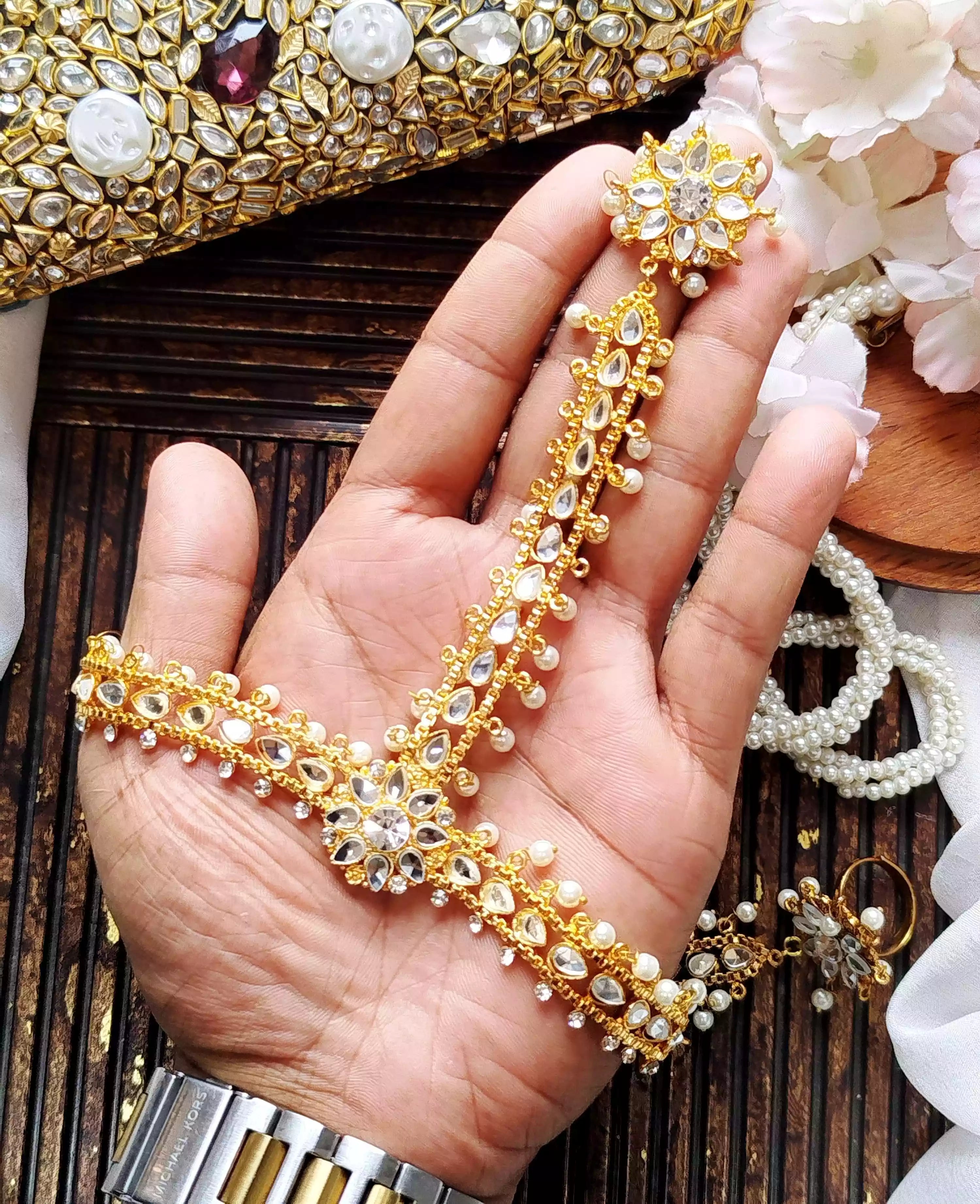 Kundan hand anja