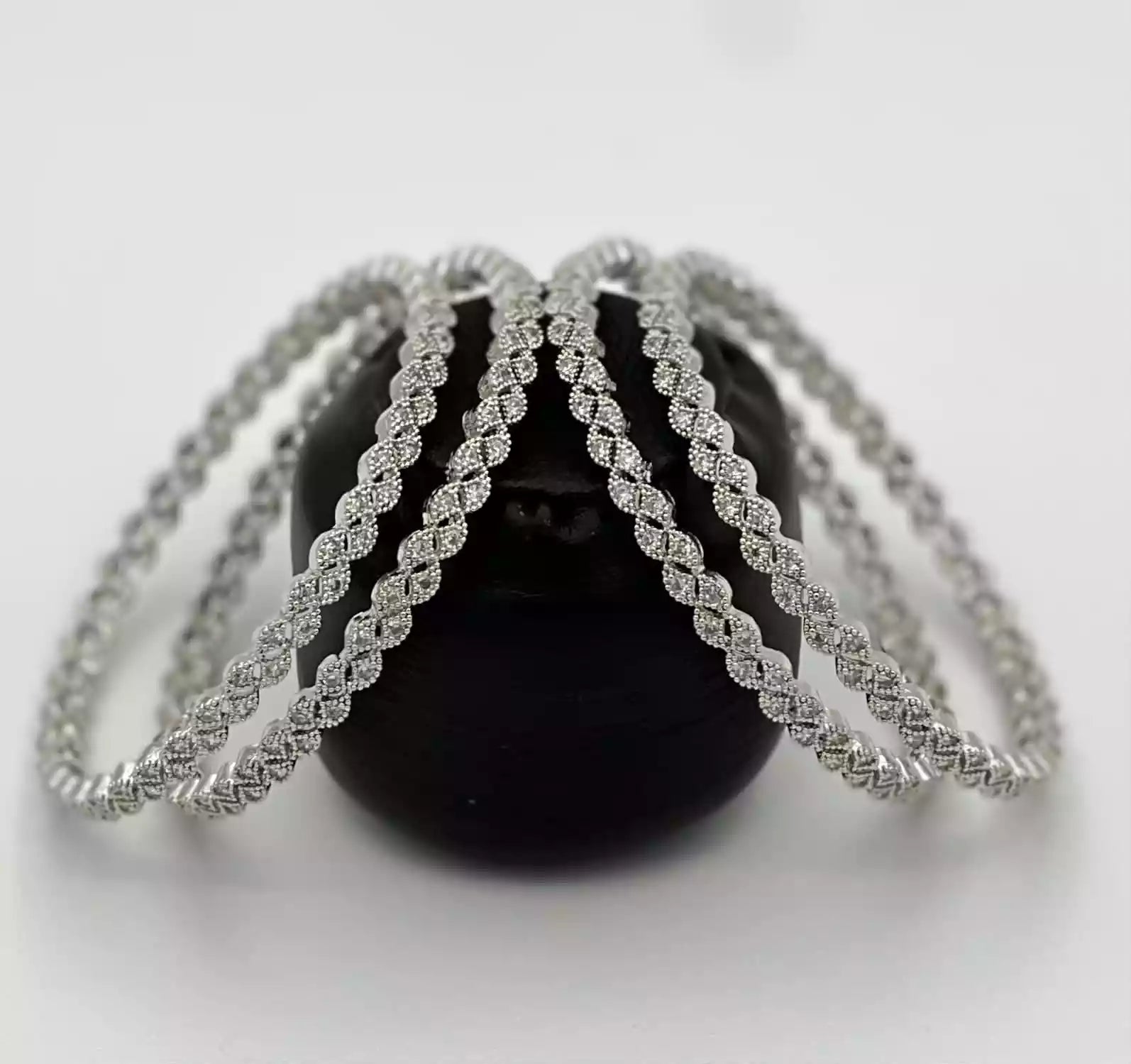 Zircon 4pcs bangle set