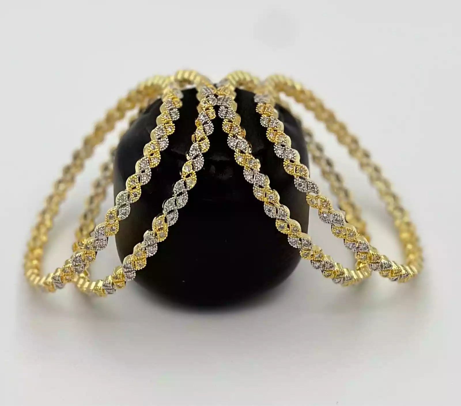 Zircon 4pcs bangle set