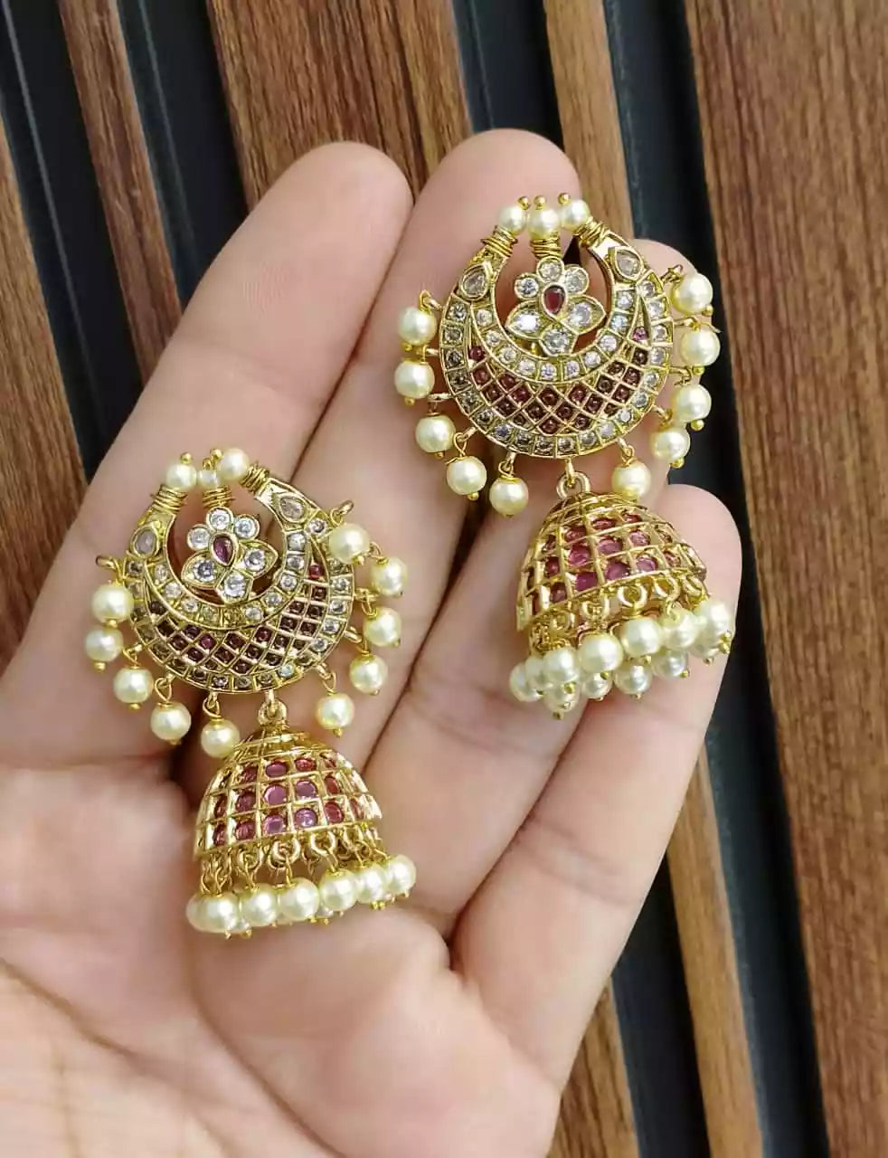 South Indian jhumki