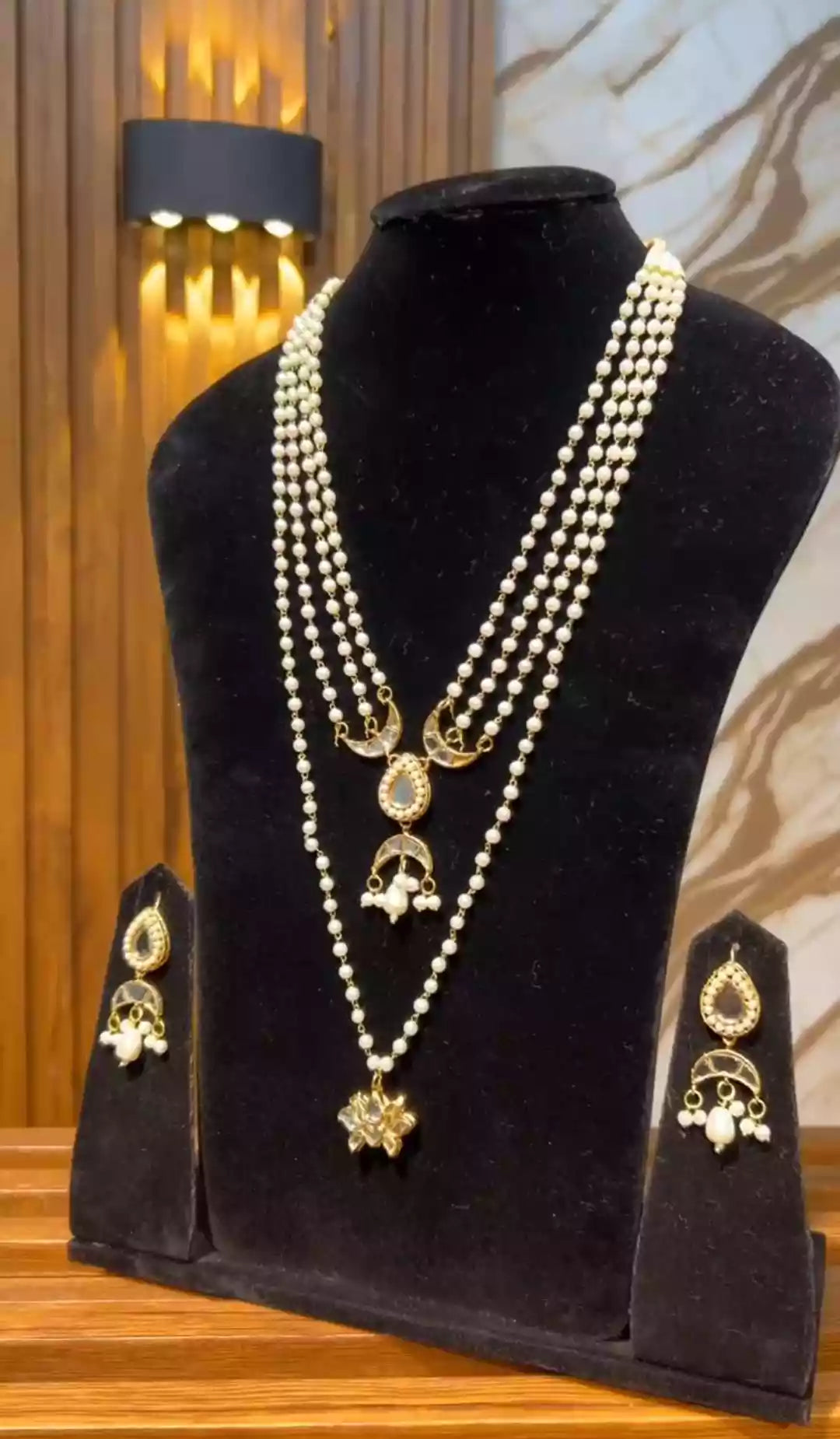 Sheesham necklace set
