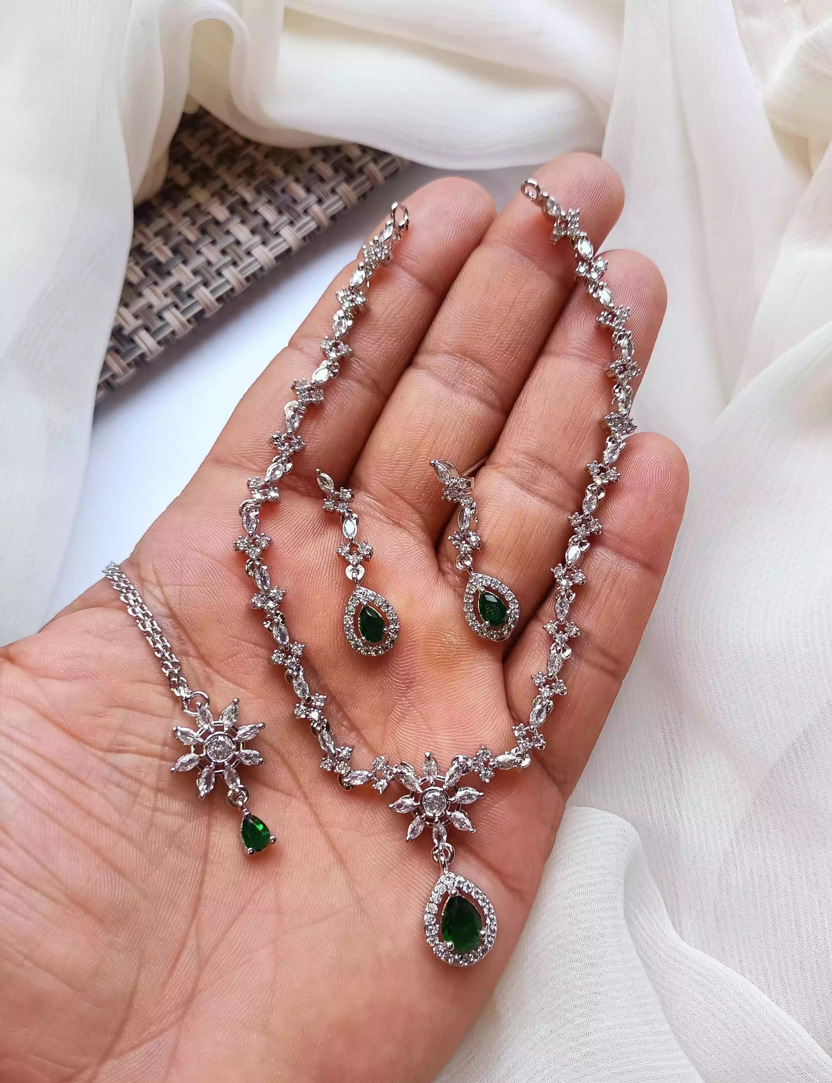 American diamond necklace set Main image