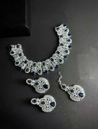 Heavy bridal set with teeka