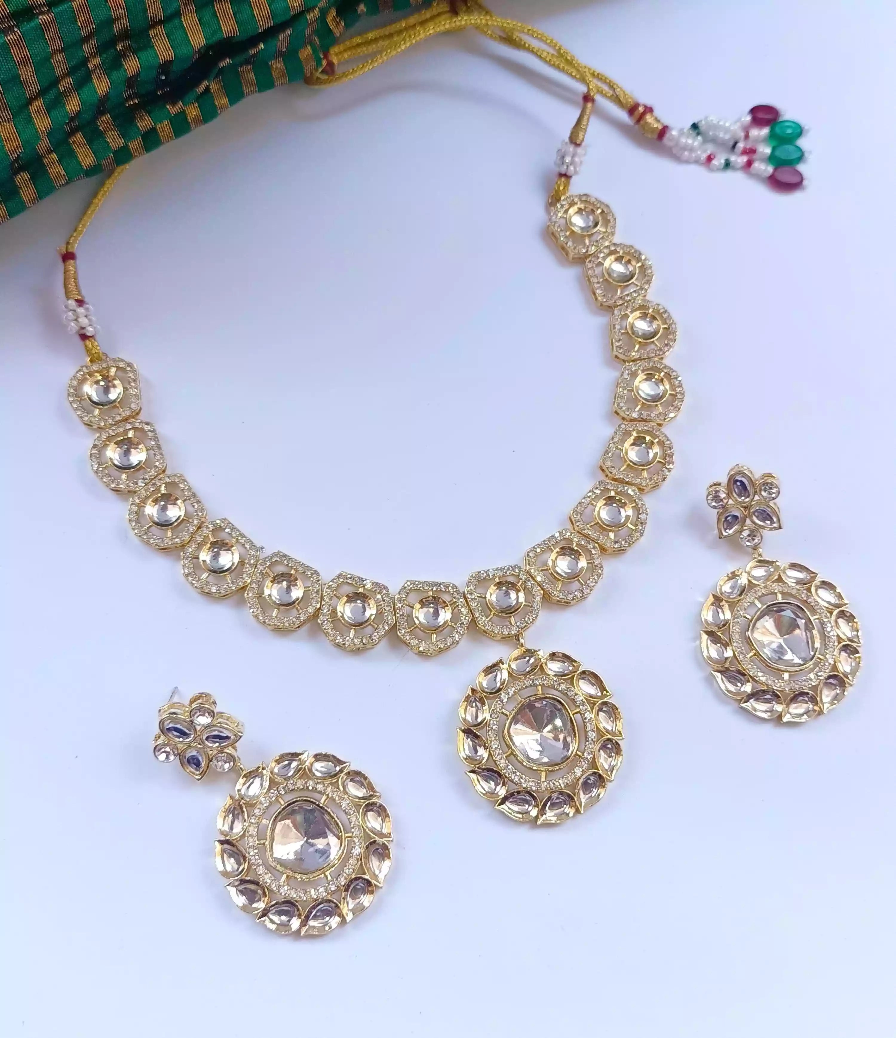 Uncut kundan necklace set Secondary image