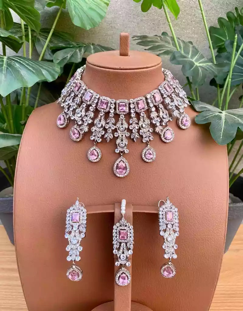 Heavy bridal set