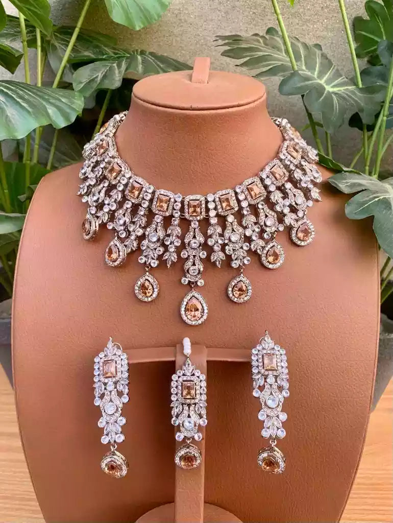 Heavy bridal set