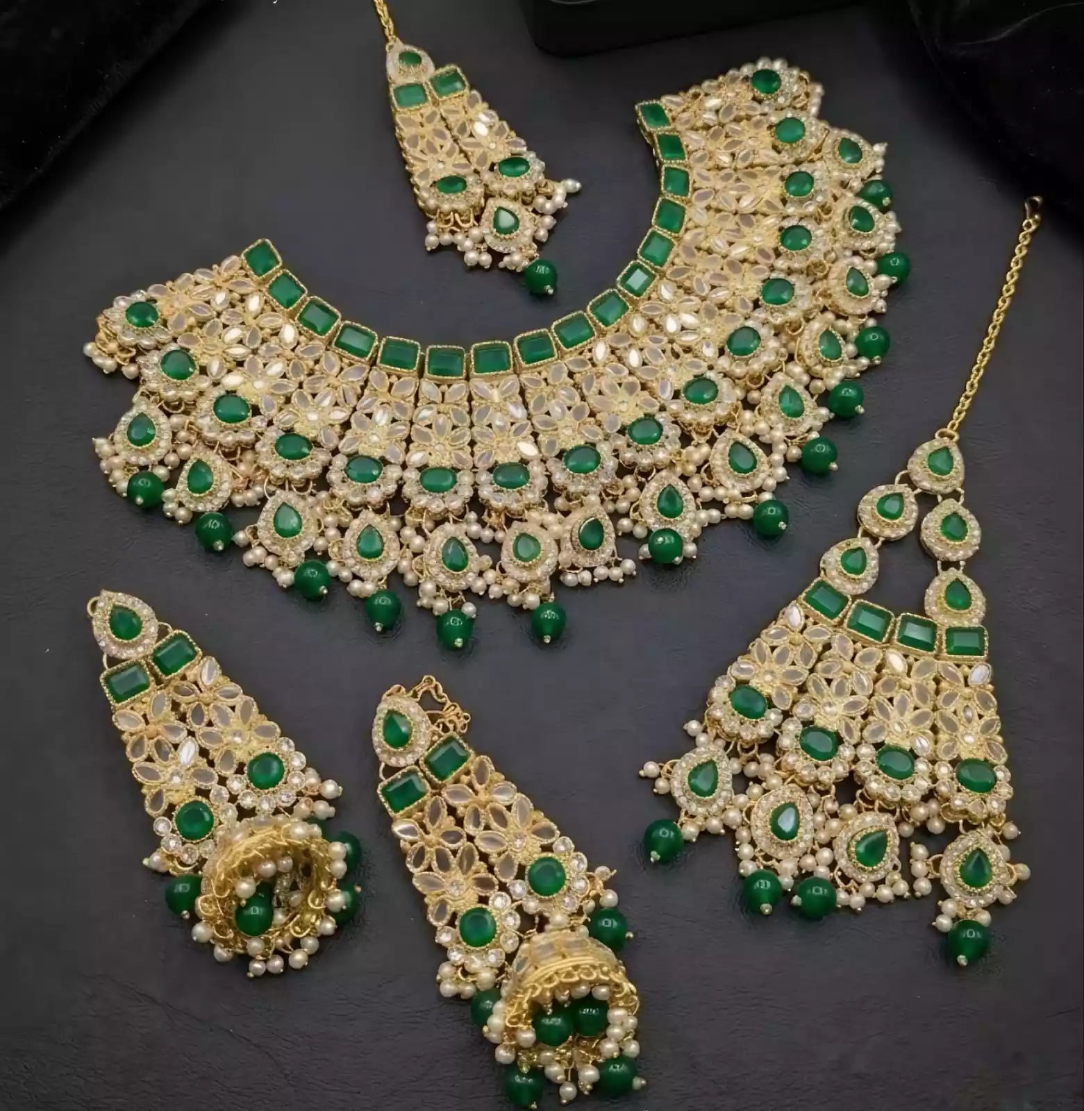 Sheesh kundan bridal set Secondary image