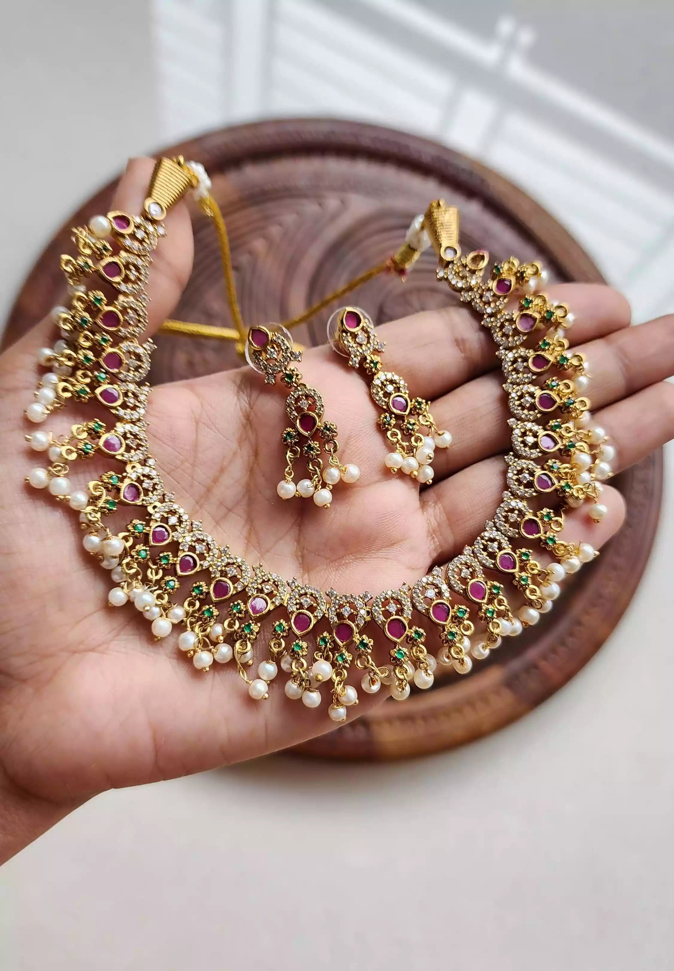 South indian necklace set Main image