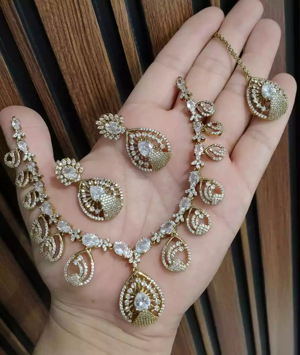 Indian zircon necklace set