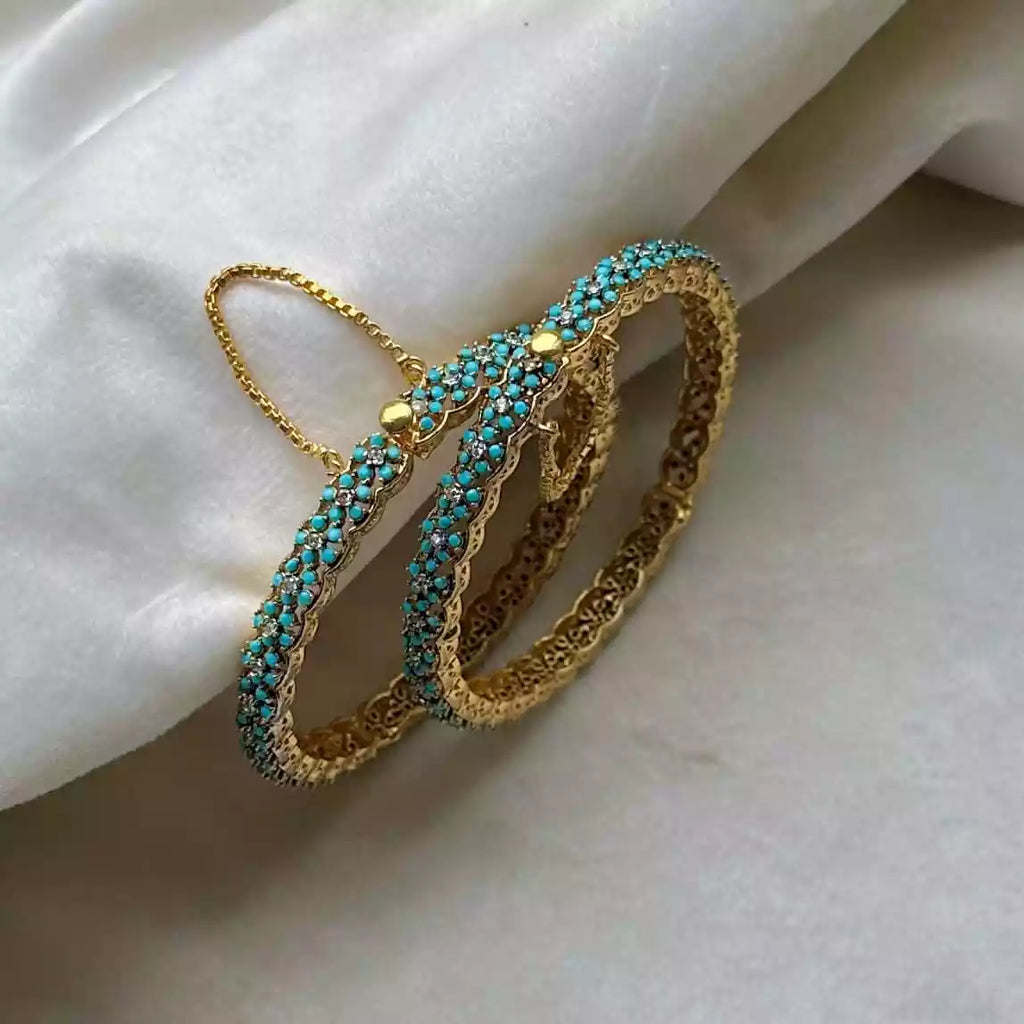 Zircon jarao bangle pair