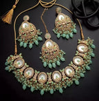 Mother pearl necklace set