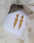 Long zircon earrings