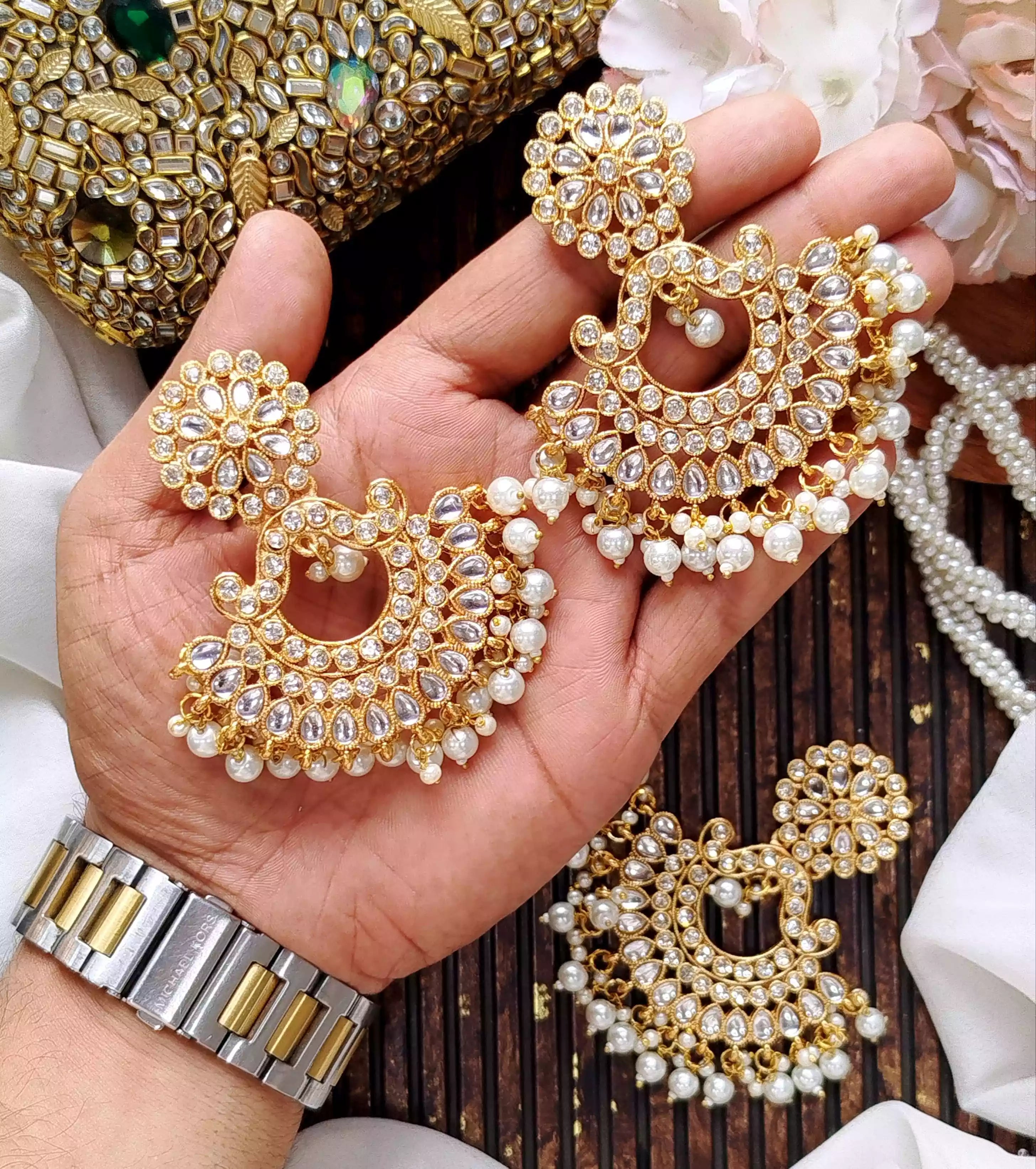 Kundan earrings Main image
