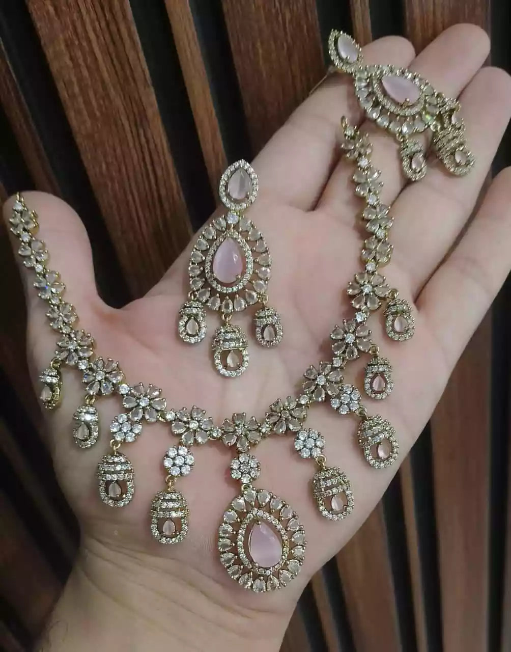 American diamond necklace set