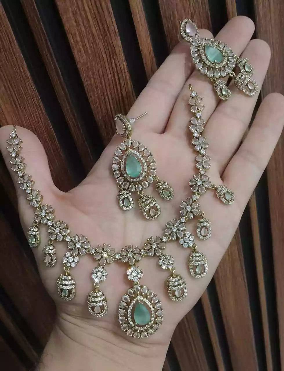 American diamond necklace set