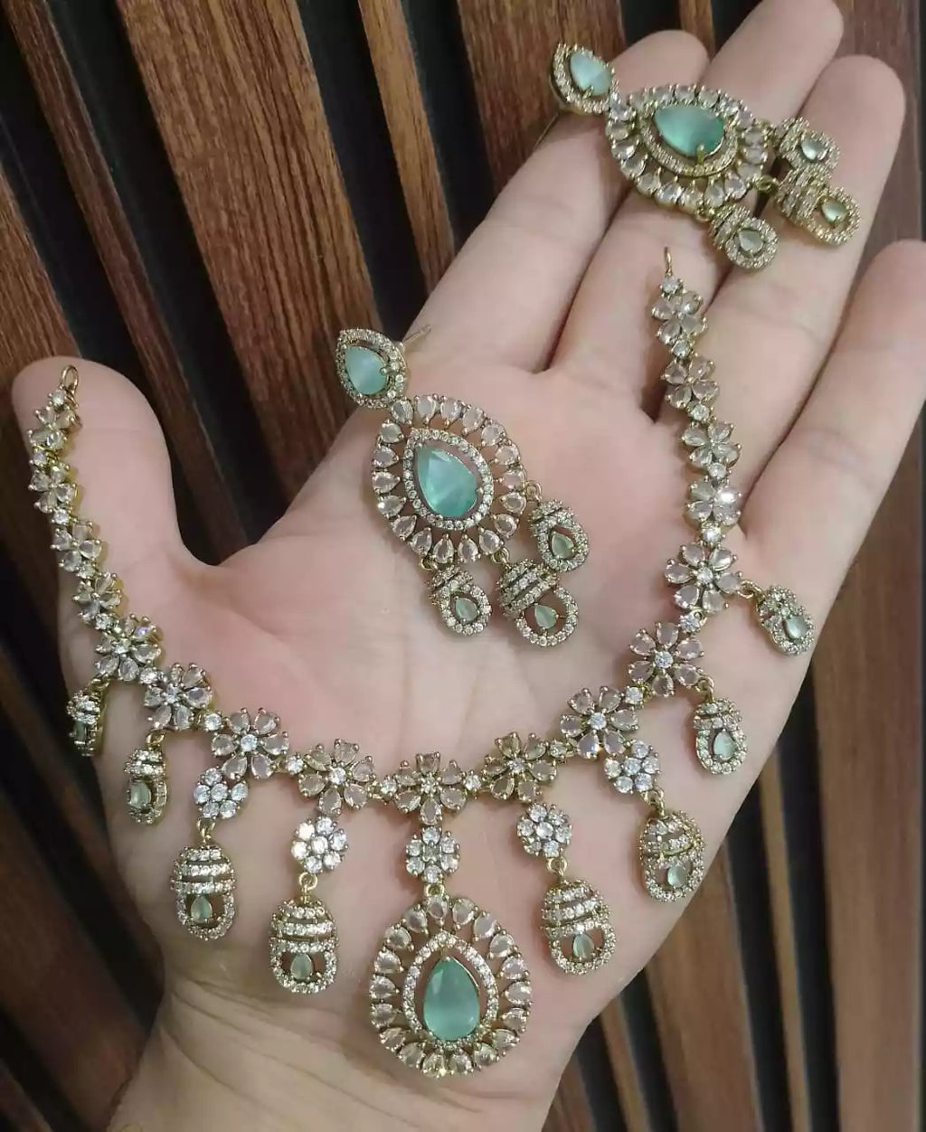 American diamond necklace set