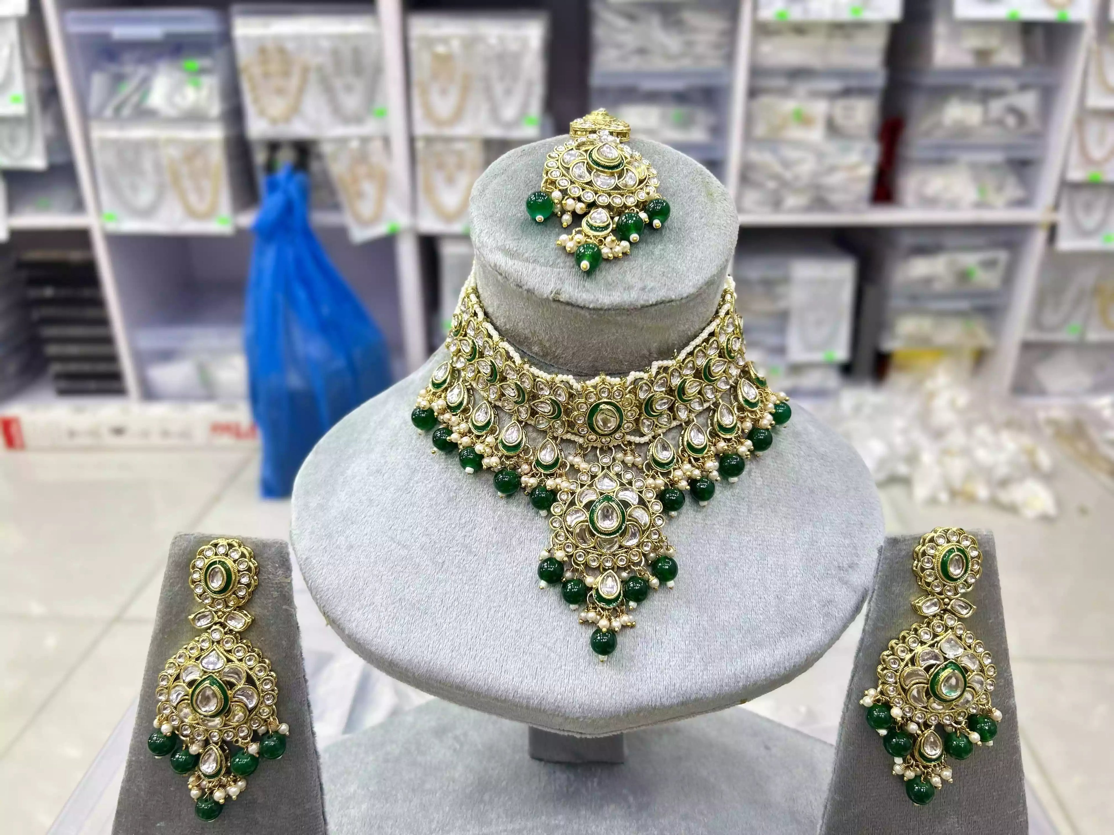 Indian kundan bridal set